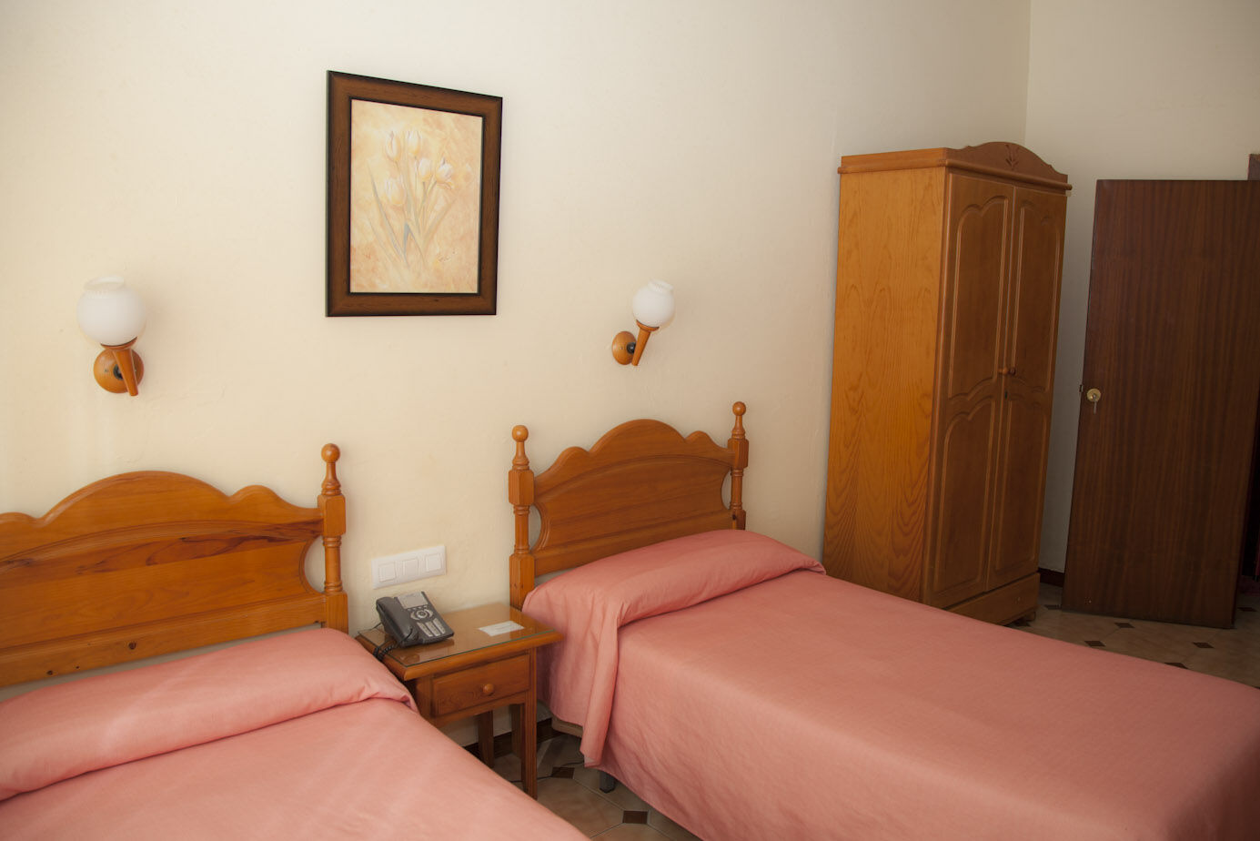 Hostal Paris La Linea de la Concepcion Luaran gambar